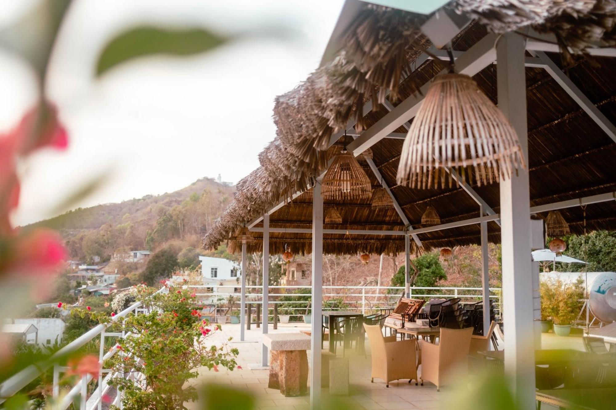 Ananas Beach Hotel Vung Tau Exterior foto