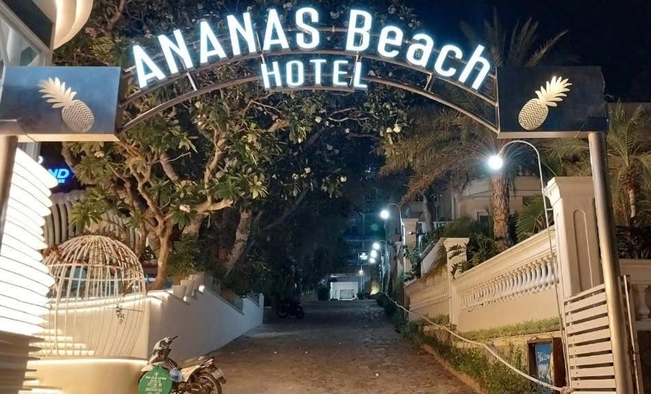 Ananas Beach Hotel Vung Tau Exterior foto